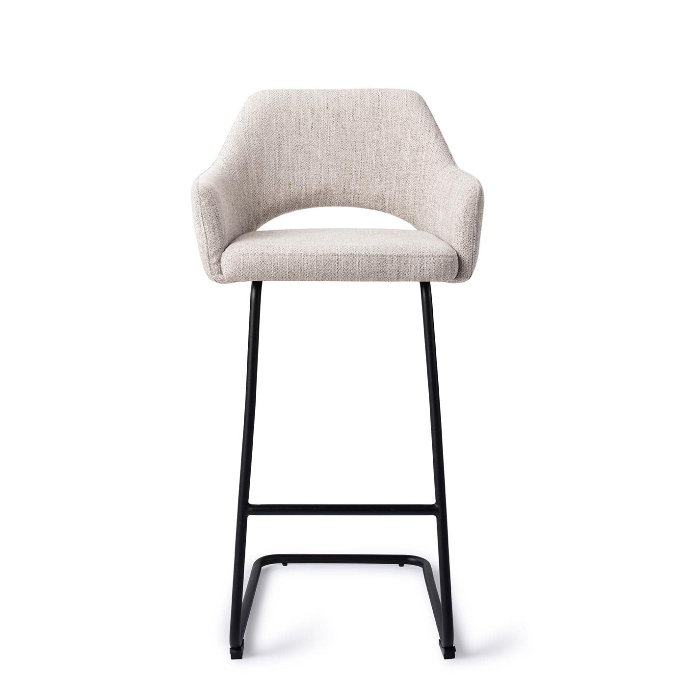 Yanai bare chair pigeon