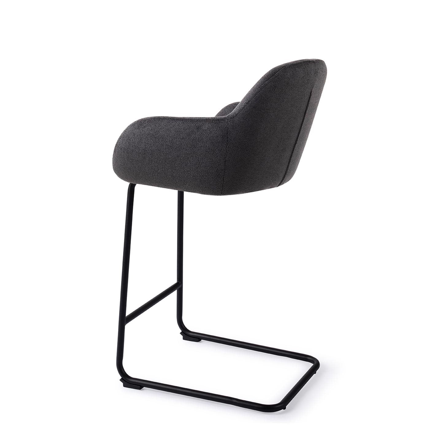 Kushi bar chair black-out