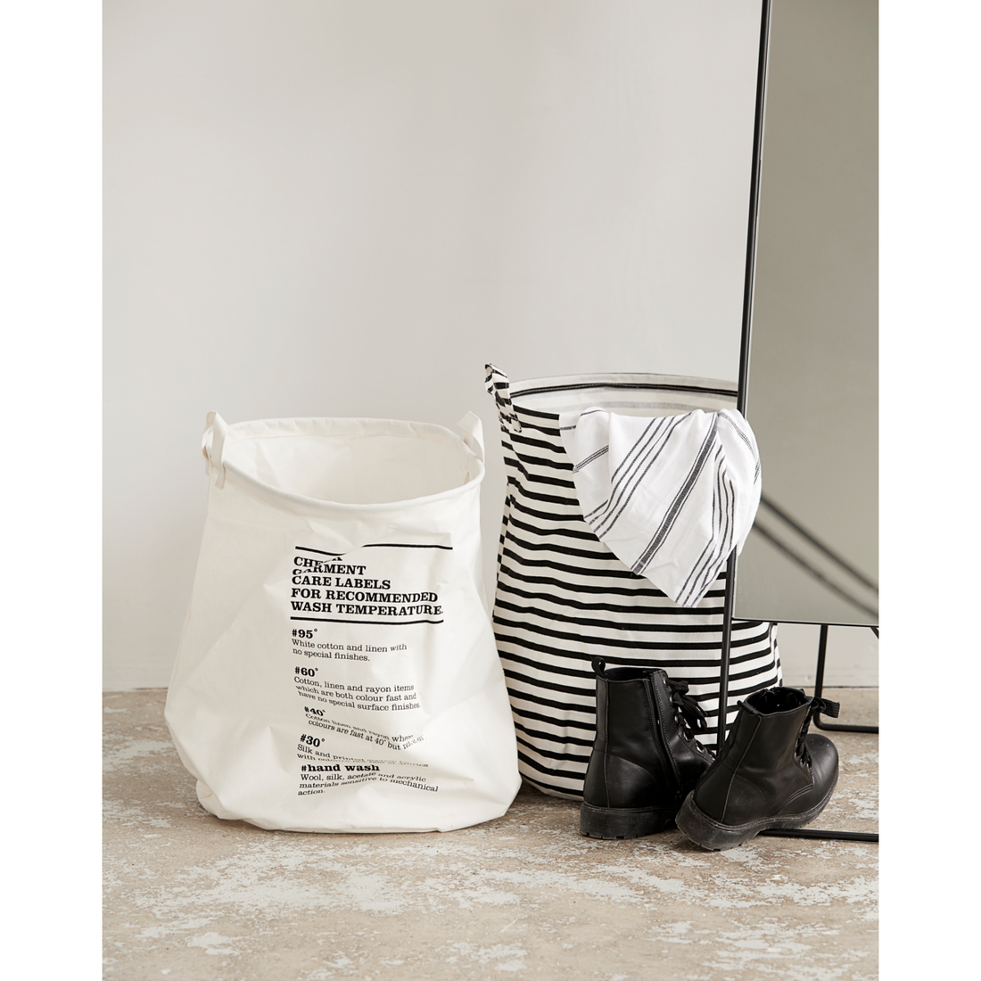 House Doctor - Laundry Bag, Stripes, Black - H: 50 cm, DIA: 40 cm