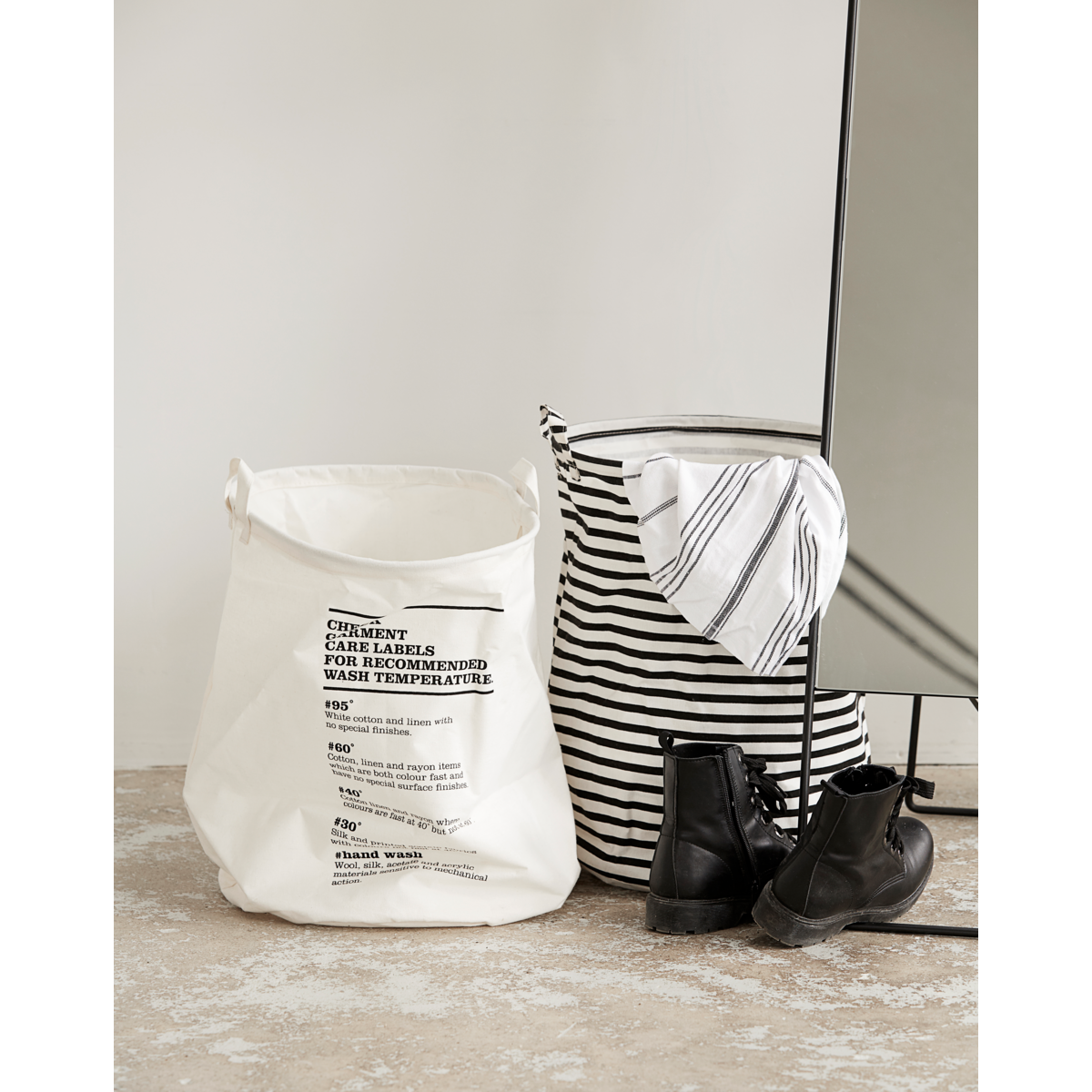 House Doctor - Laundry Bag, Stripes, Black - H: 50 cm, DIA: 40 cm