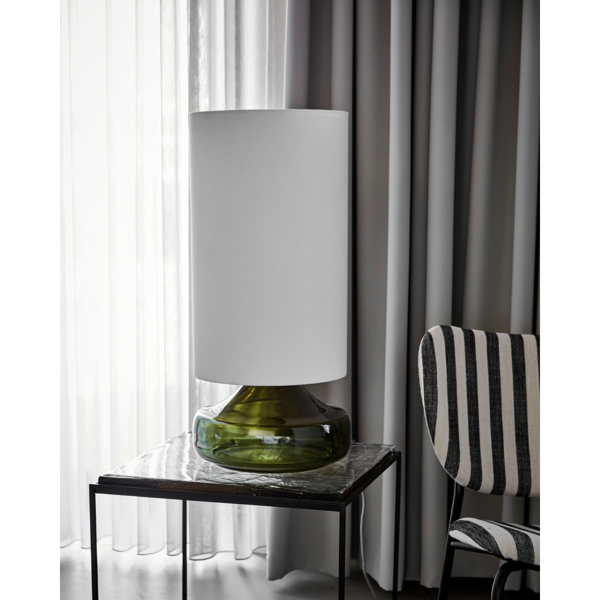 Table lamp, hdmatte, green; white