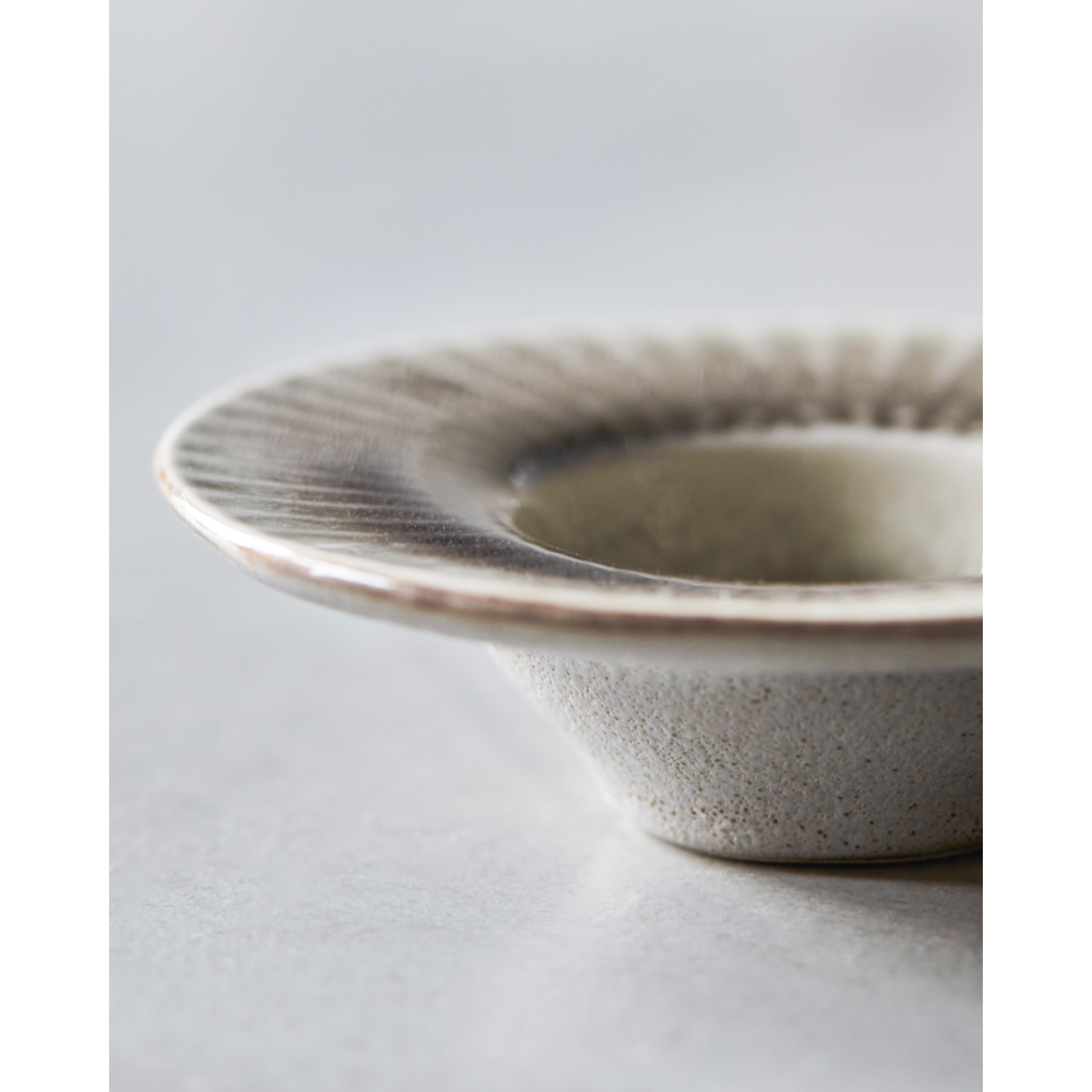 Egg cup, hdpleat, gray/brown