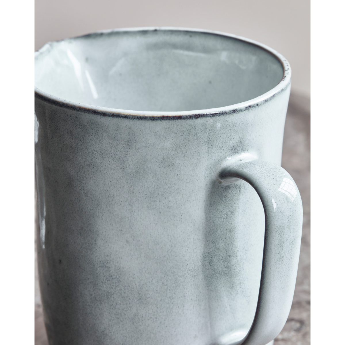 Pitcher, hdrustic, gray/blue