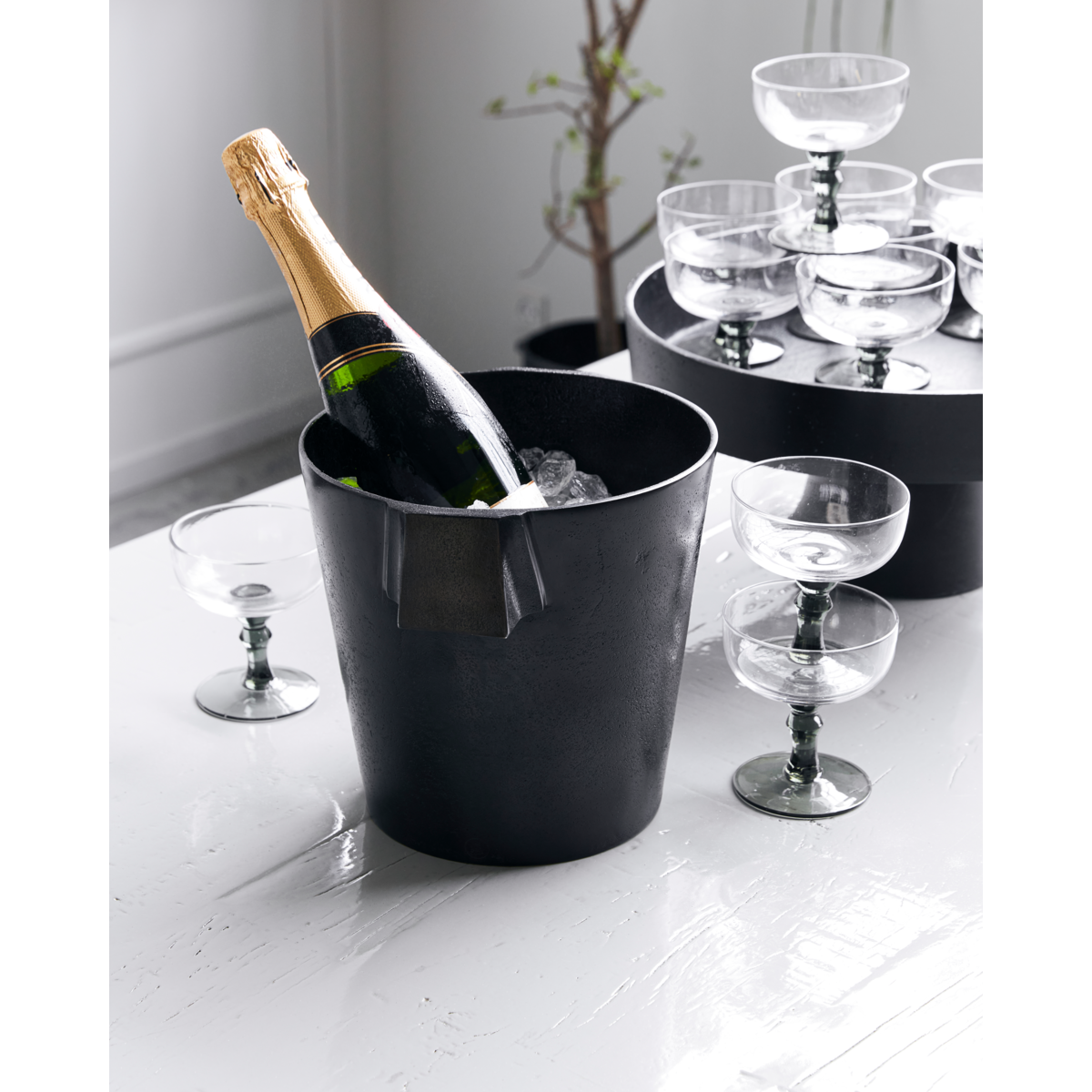 House Doctor wine cooler, Buck, Browned Brass-H: 21 cm, DIA: 22 cm