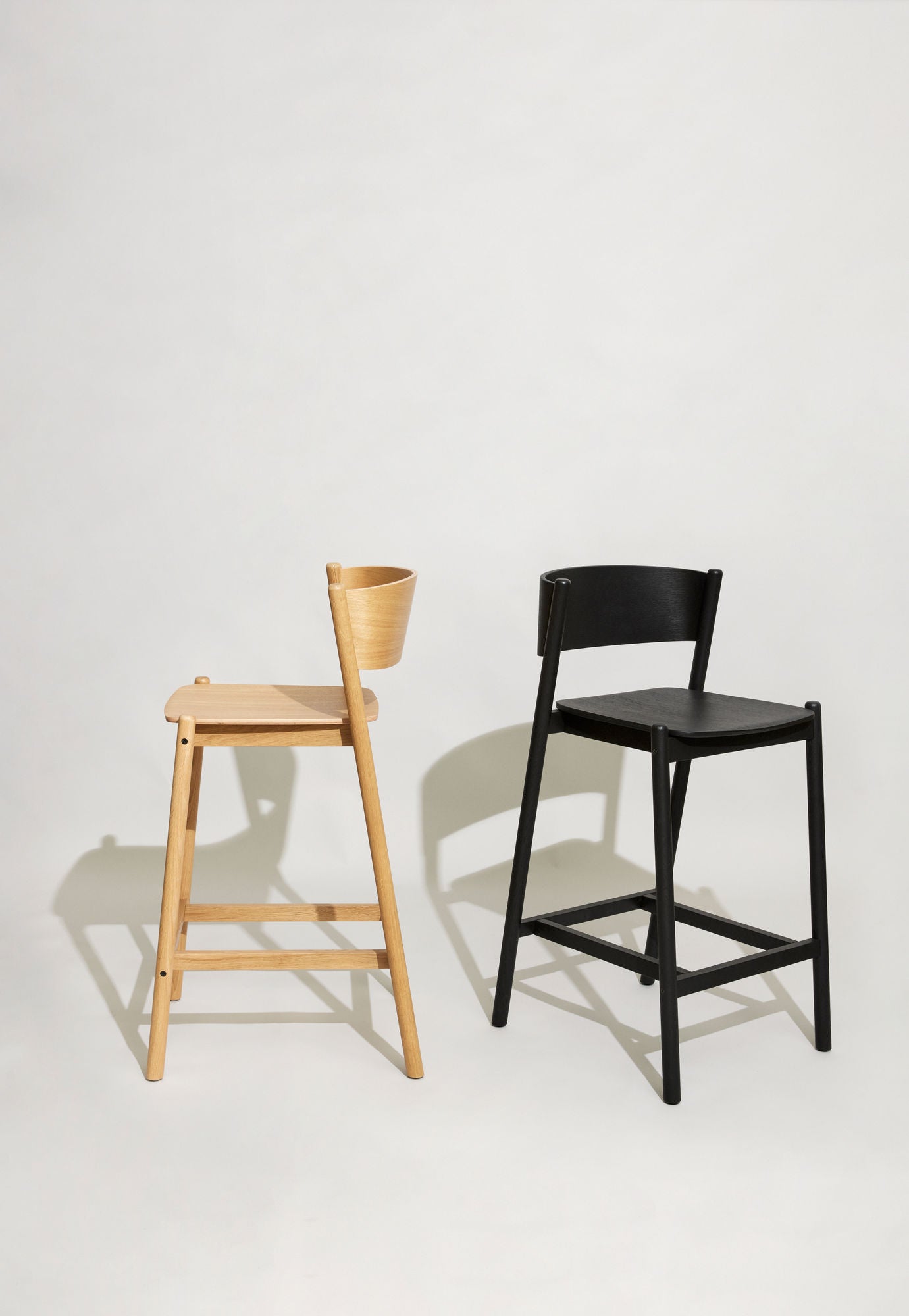 Oblique bar stool black - 50x55xh103cm