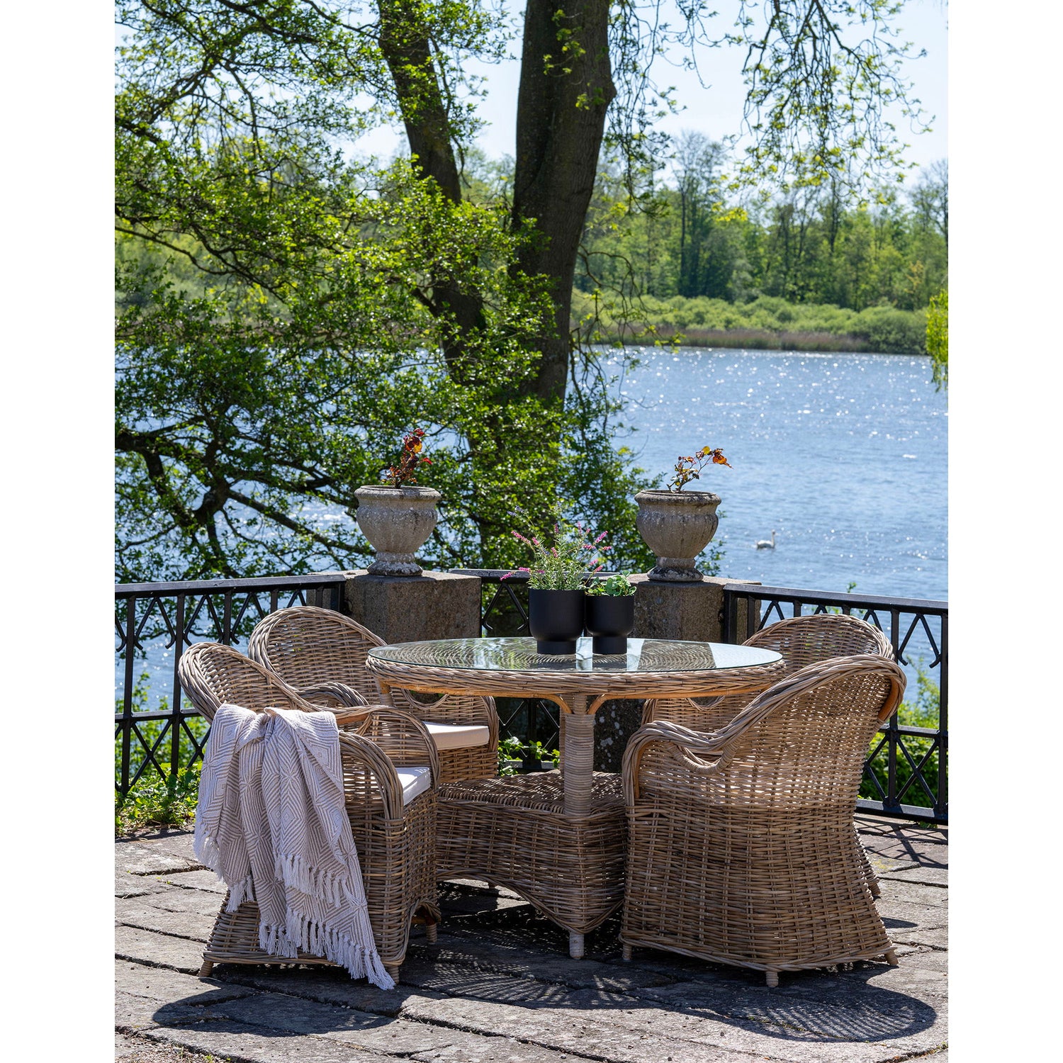 House Nordic Larisa Garden Table