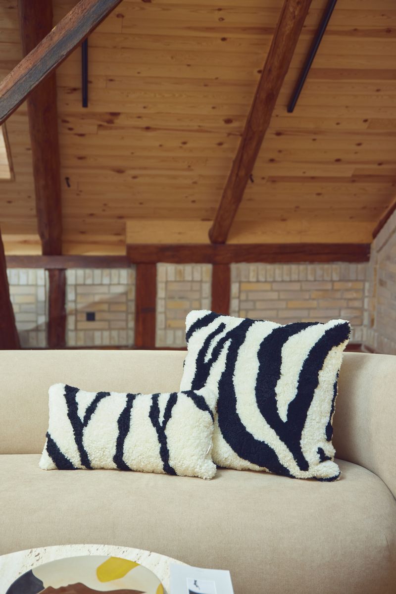 Zebra Pattern pillow | New Zealand | Short Hair | Double -sided | 60x60 cm