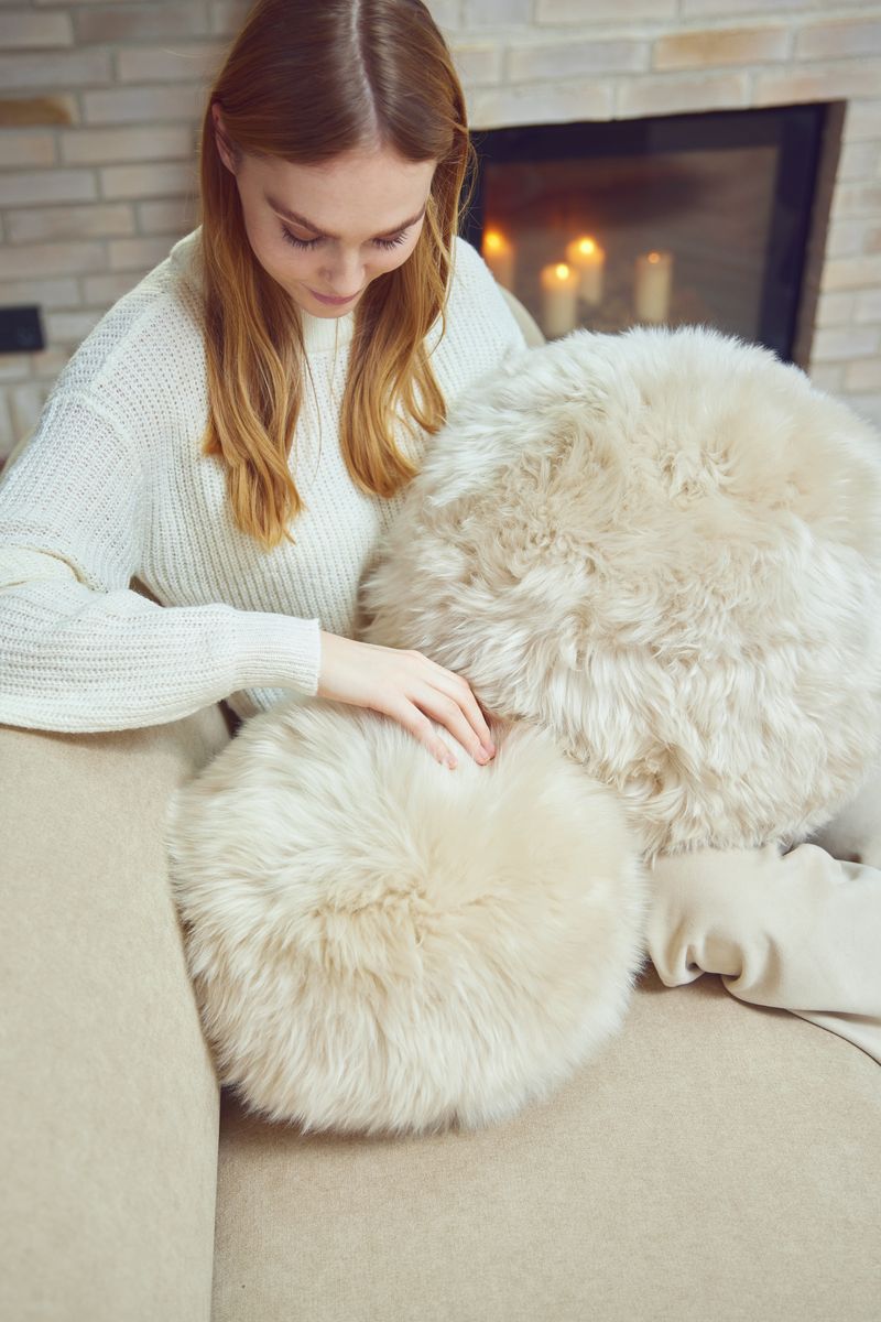 Angelite pillow | Lambskin | Long Hair | New Zealand | Ø30 | Ø25 | Ø35