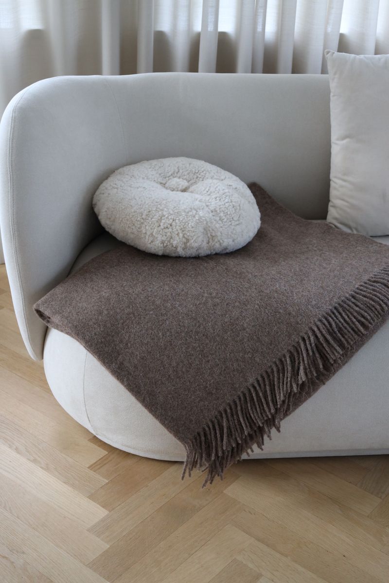 Pillow | Lamb wool | Short Hair | Double -sided | New Zealand | D40 cm