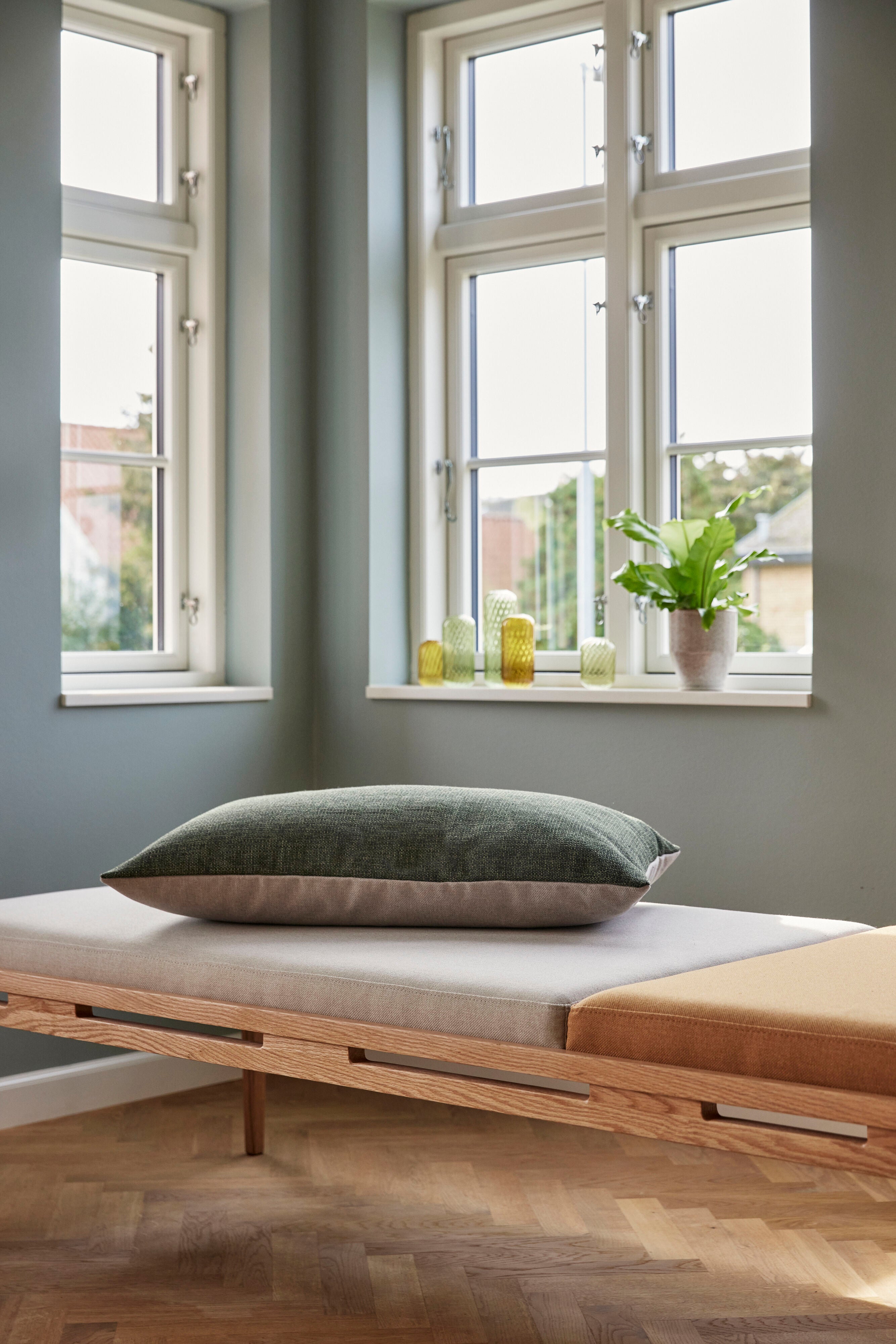 Hübsch - Daybed, oak/fabric, beige/orange - 180x80xh52cm