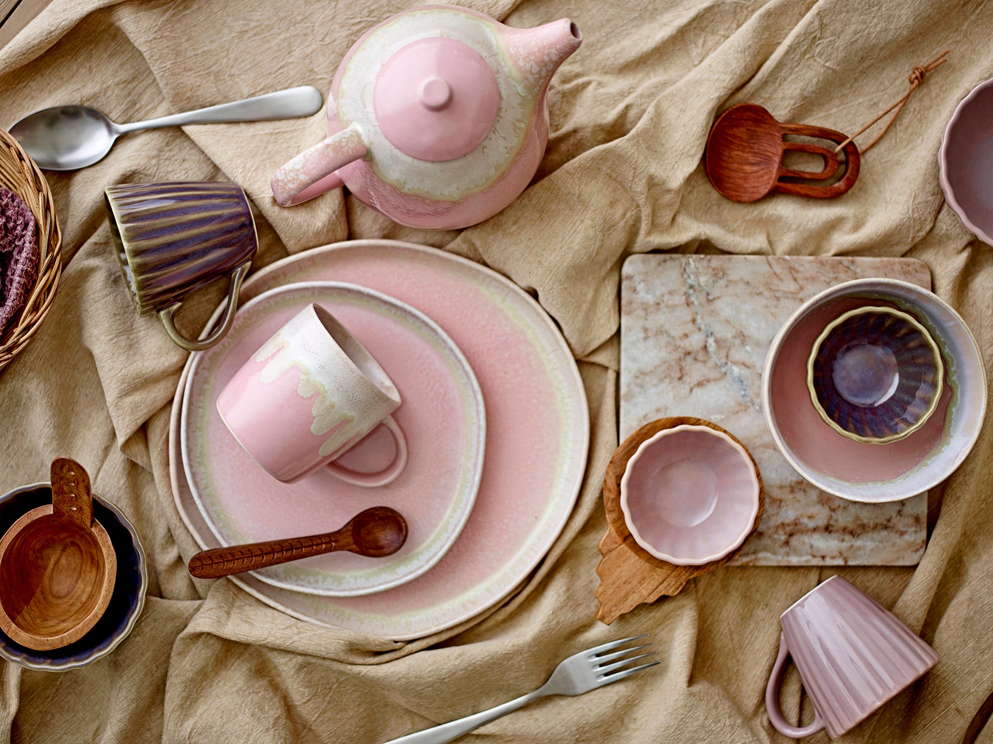 Latina mugs, pink, stoneware