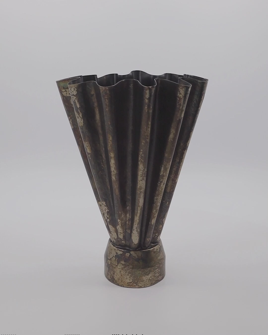 Vase, hdflood, antique brown