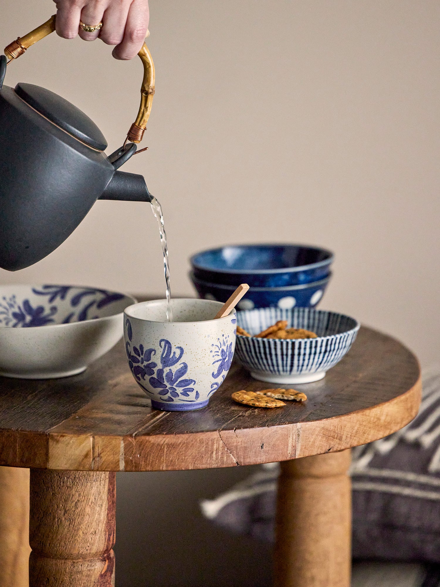 Petunia cup, blue, stoneware