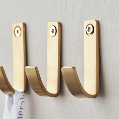 Meraki hook, thapsus, brushed brass finish