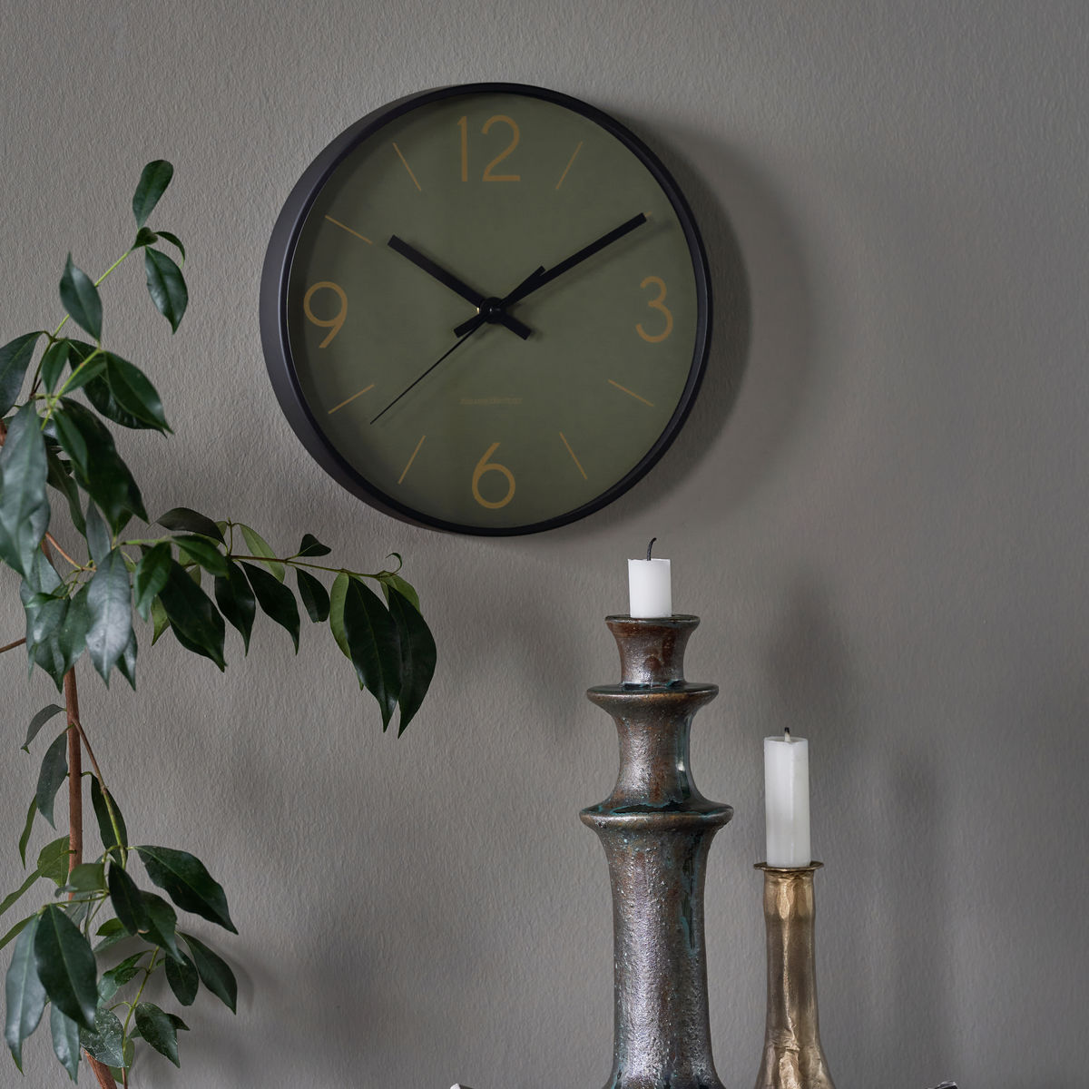 Wall clock, hdtime, dark green