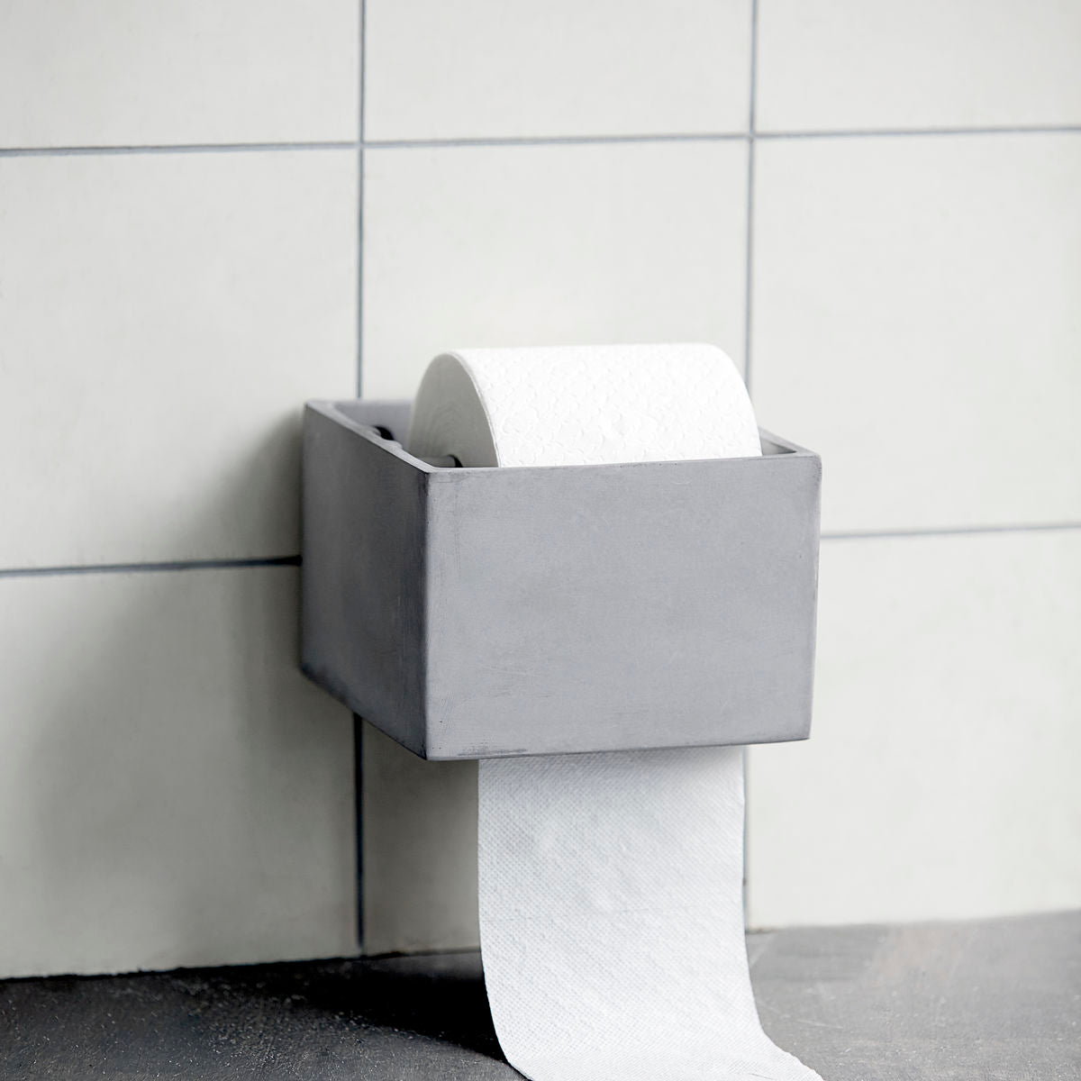 Toiletpapirholder, HDCement, Grå - House Doctor - DesignGaragen.dk